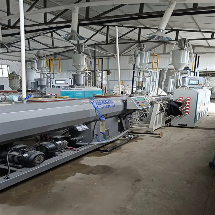 Výrobný stroj HDPE Pipe